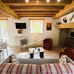 Lauseig بيت للعطل Lourdios-Ichere