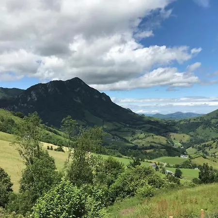Lauseig Holiday home Lourdios-Ichere