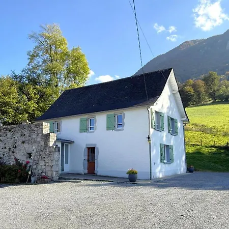 Nyaraló Lauseig Lourdios-Ichère